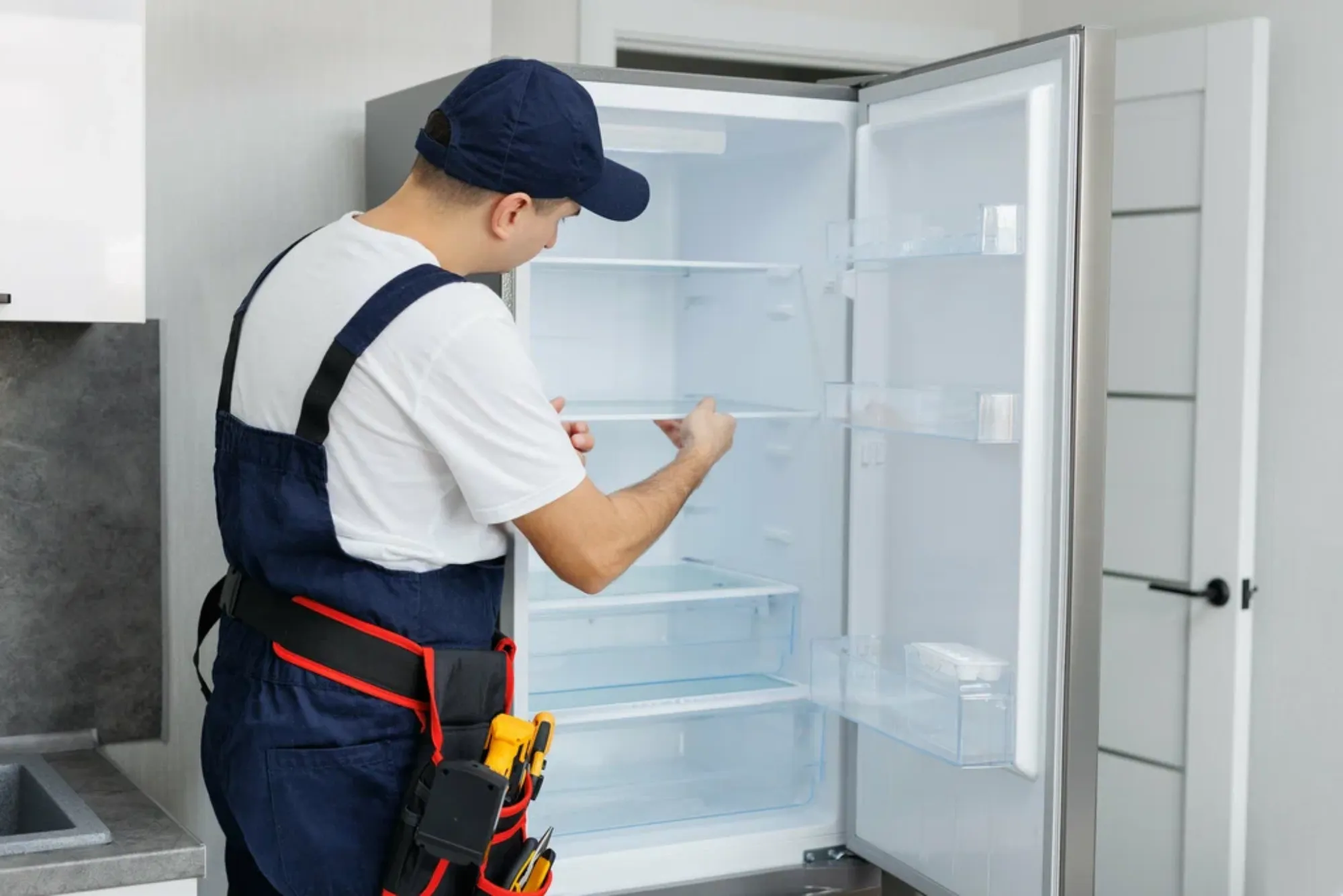 REFRIGERATOR & COOLING APPLIANCES REPAIR